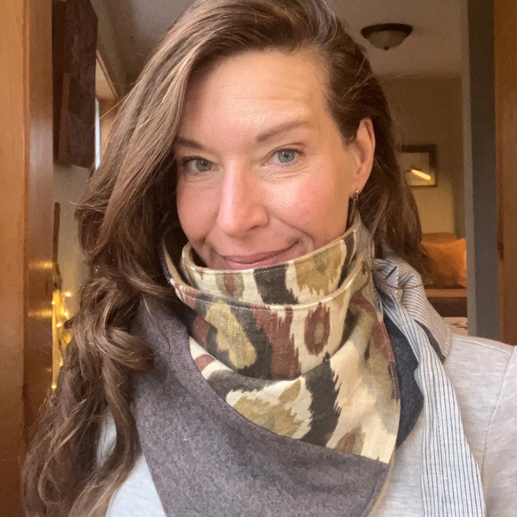 Handmade Reversible Scarf Vest Shawl – Upcycled Wool, Cashmere & Cotton Blend - Picture 4 of 7